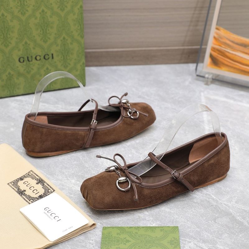 Gucci Flat Shoes